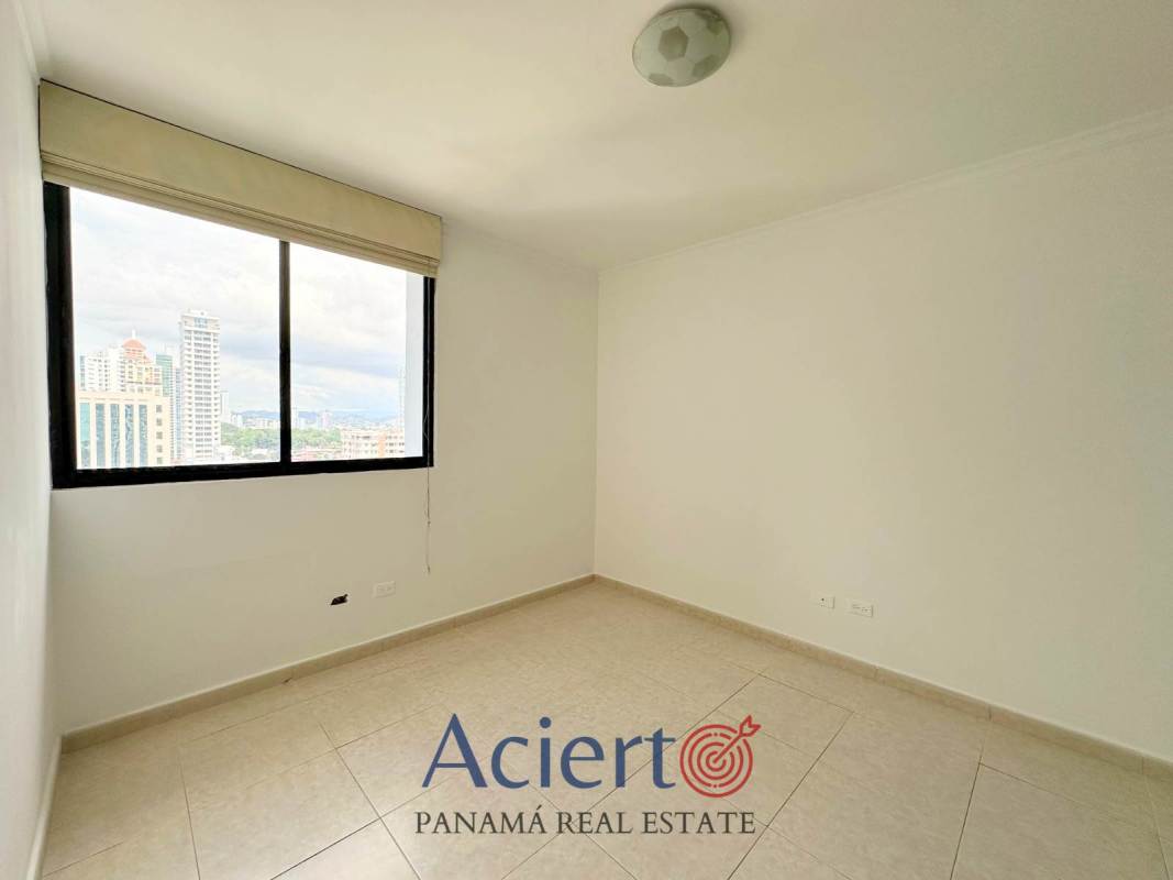 Fully equipped gym with cardio machines at PH San Francisco Tower Panama