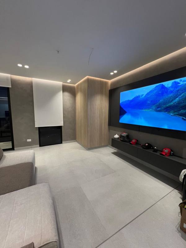 Contemporary kitchen with quartz countertops PH Victory Wellness Panama