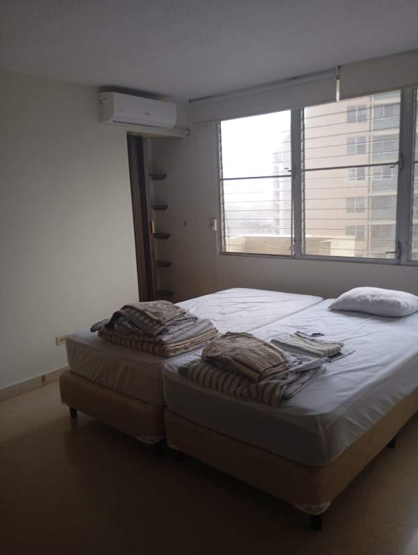 Comfortable bedroom with closet, air conditioning in PH Bonanza Bellavista Panama