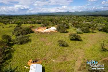 Panoramic aerial view of Pacific coastline, lush landscape, open fields for sale Chiriquí