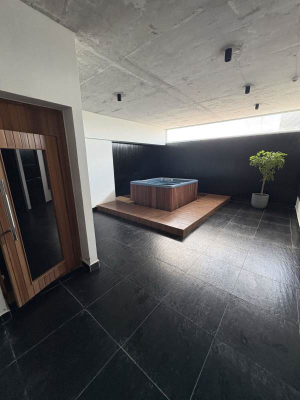 Oceanfront 2BR Apartment PH Element Avenida Balboa