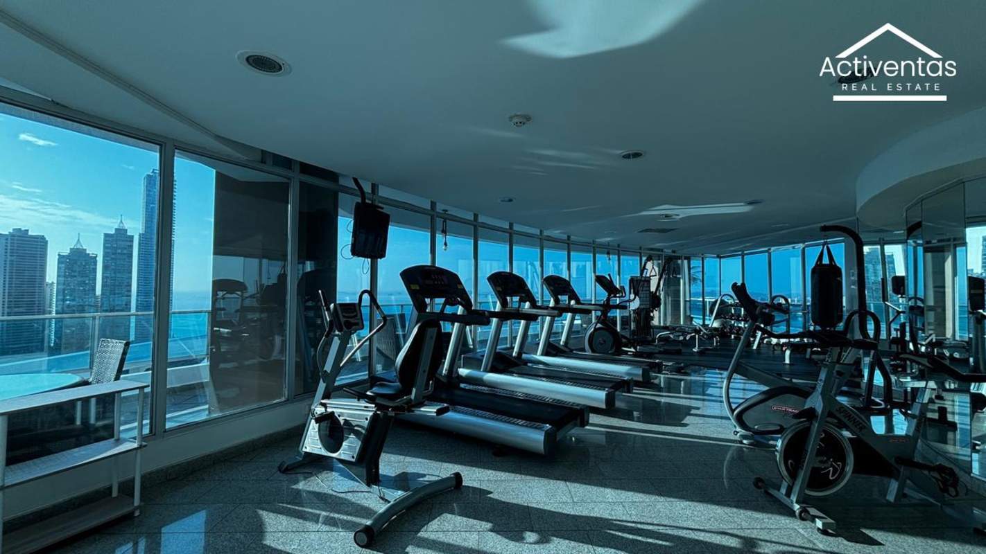 Skyline rooftop infinity pool overlooking ocean PH Bayfront Tower Panama City