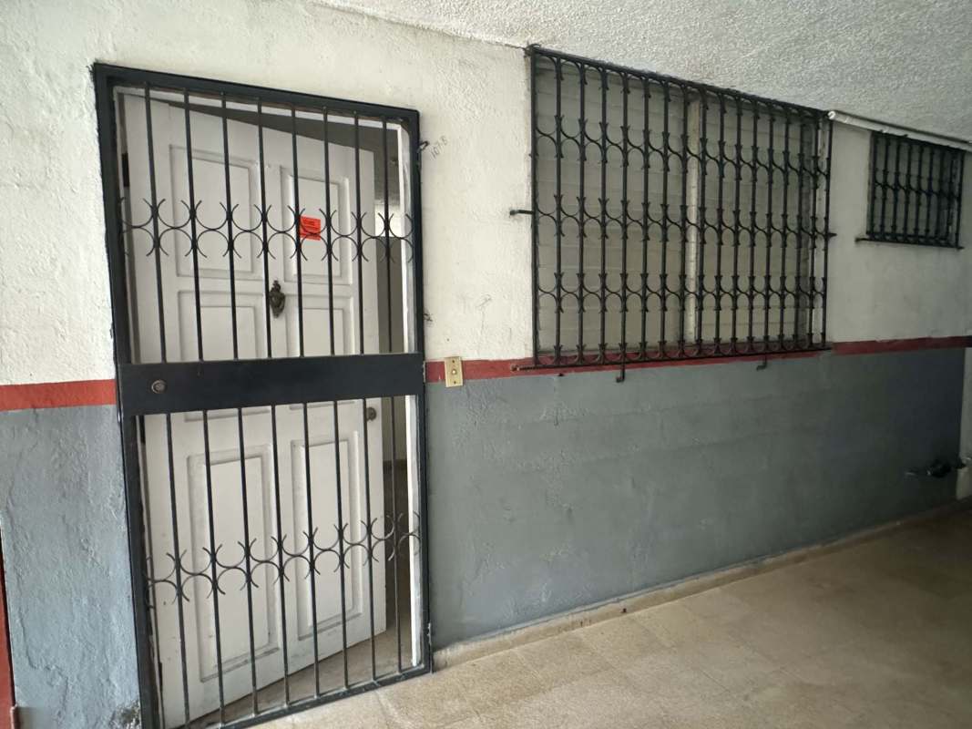 Central 1BR Apartment Near Via España Rio Abajo