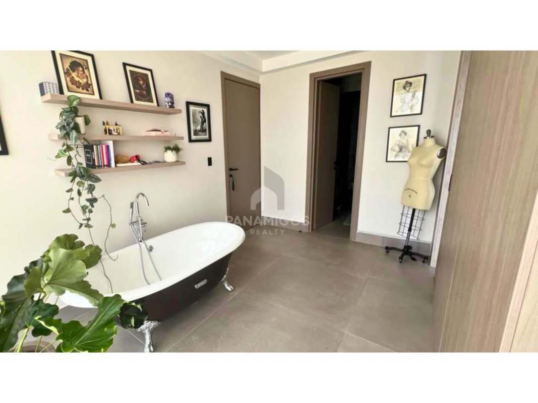 Elegant bathroom featuring clawfoot tub and luxury fixtures Victory Wellness Coco del Mar Panama