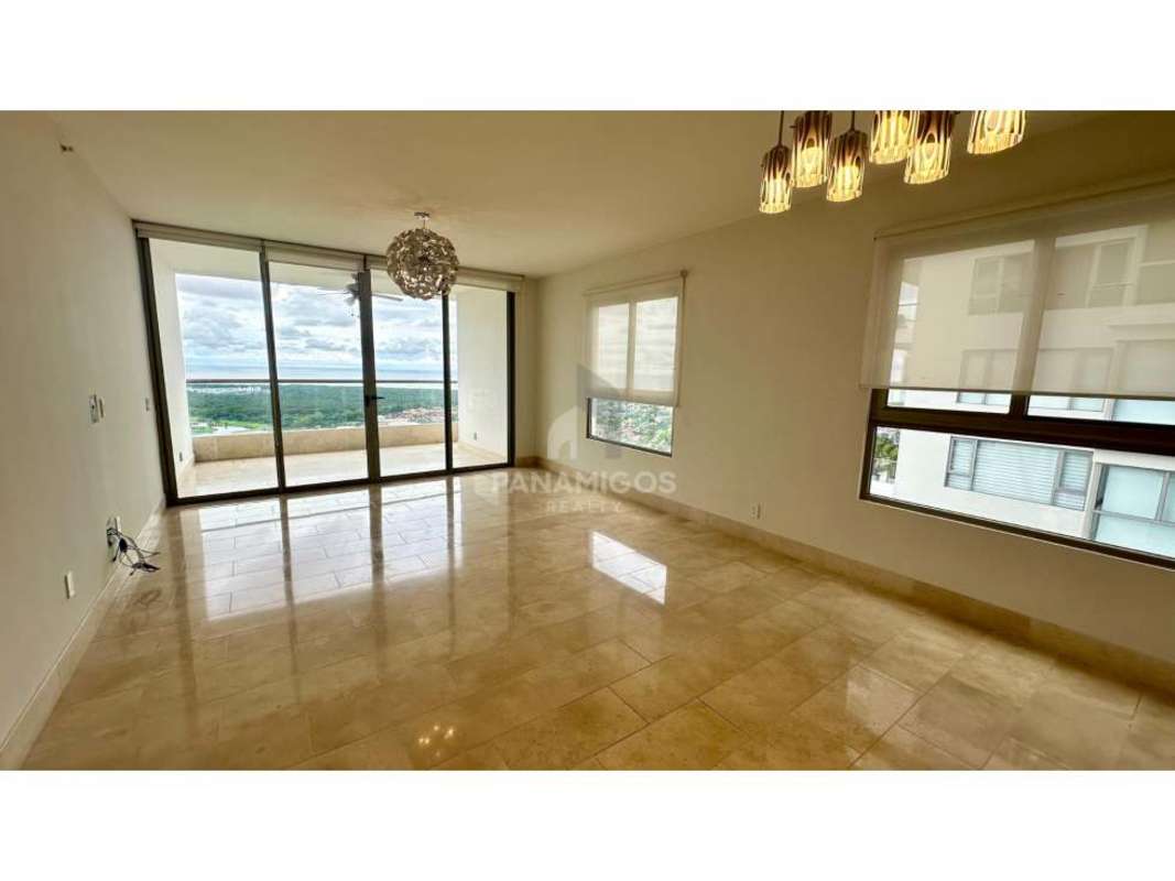 Bright bedroom with large windows and city views Greenview Santa María