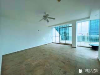 Apartment for Sale in San Francisco - 3 bedrooms