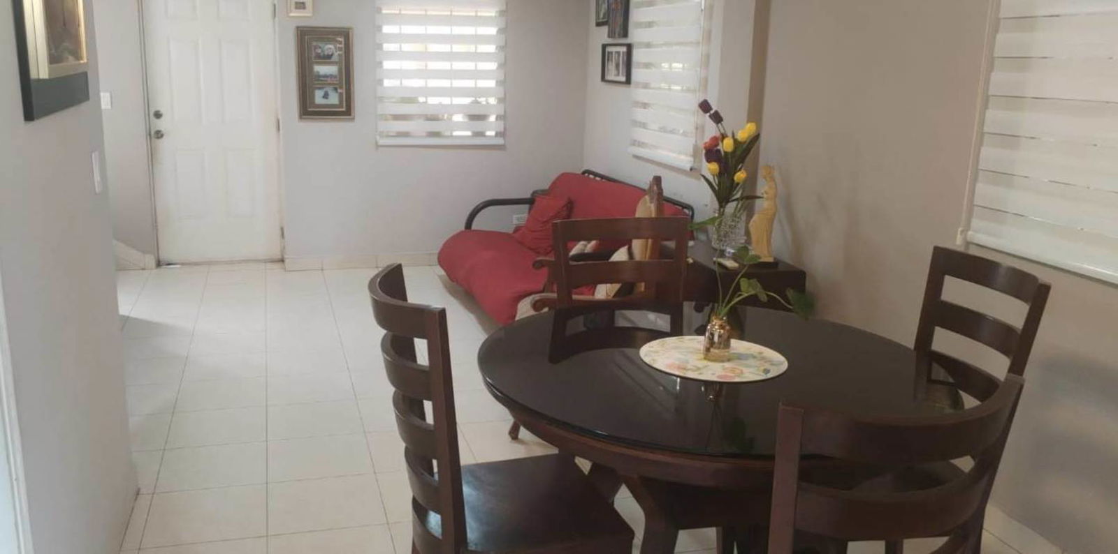 Furnished master bedroom with AC and private bathroom at Dorado Lake Condado del Rey Panama