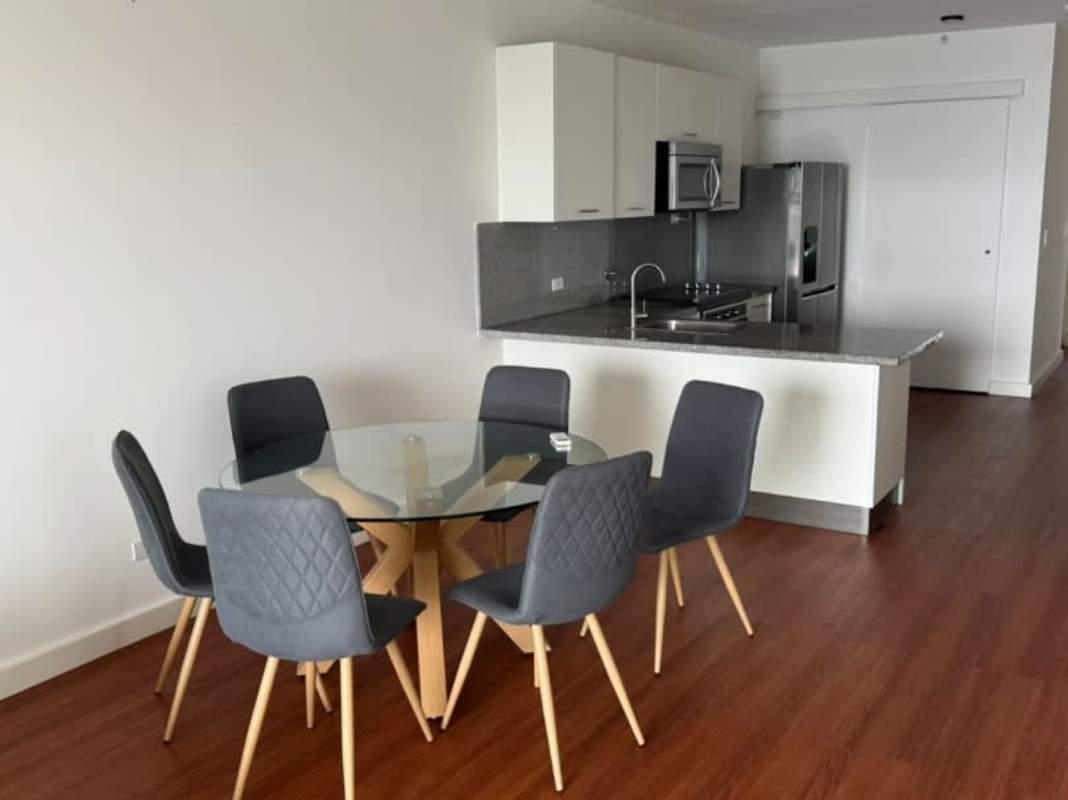 Granite countertop kitchen stainless steel appliances in PH BICSA apartment Avenida Balboa Panama