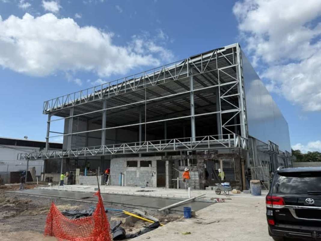 Warehouse park in completion phase with steel and concrete structures in Juan Díaz Panama