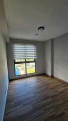 Master bedroom with window, roller blinds, split AC and closet space in PH Mosaic Panama Pacifico