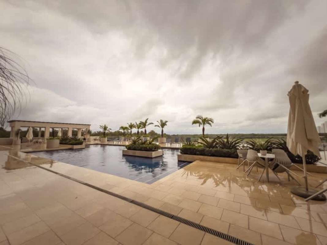 Resort-style outdoor infinity lap pool and deck PH Ocean House Santa María Panama