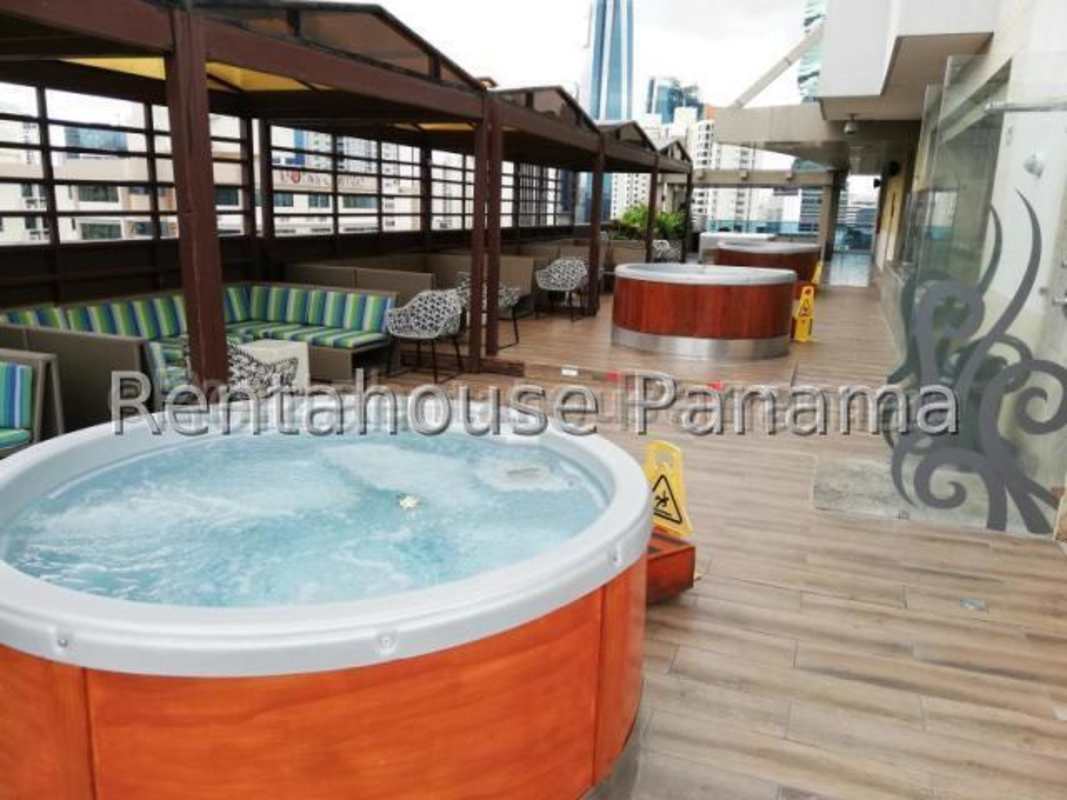 Rooftop infinity pool overlooking bay and skyline at PH BICSA Tower Panama