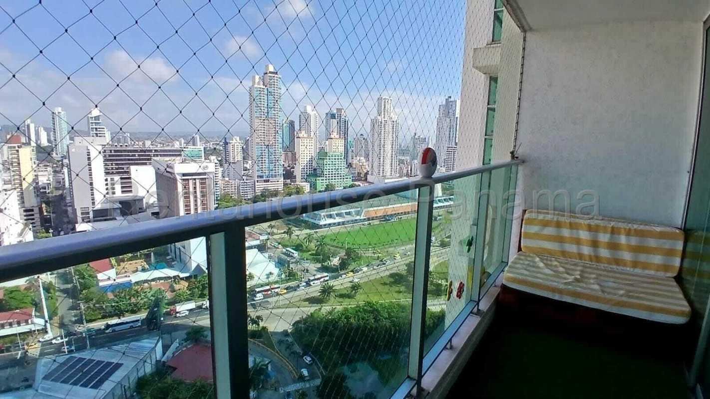 Rooftop infinity pool with sun deck overlooking city skyline PH Serralles San Francisco Panama