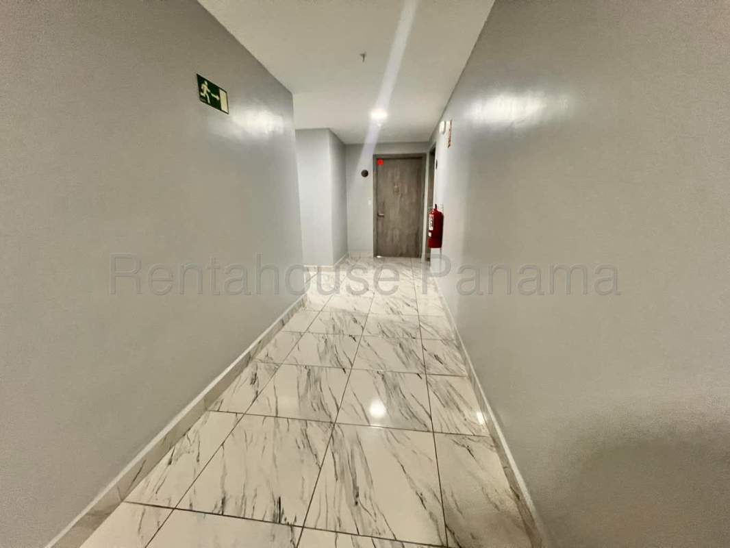 Contemporary apartment tower with vertical garden facade in Bella Vista