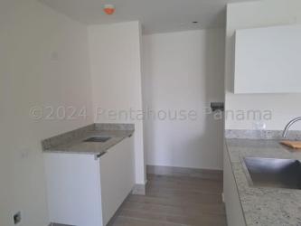 Beachfront 2BR Condo High Floor Ventanas Mar Punta Chame