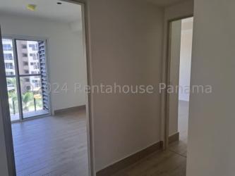 Beachfront infinity pool overlooking the Pacific Ocean at Ventanas del Mar Nueva Gorgona Panama