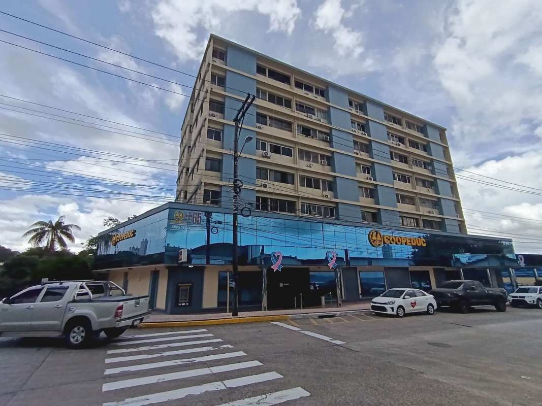 Corner view of PH El Educador commercial and residential mid-rise building Betania Panama