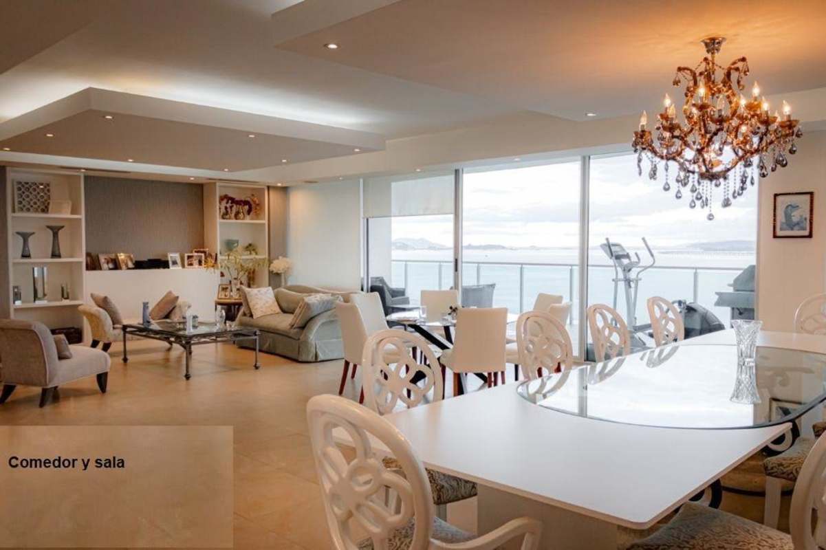 Bedroom with modern 3D accent wall and soft tones PH Aquamare Punta Pacifica