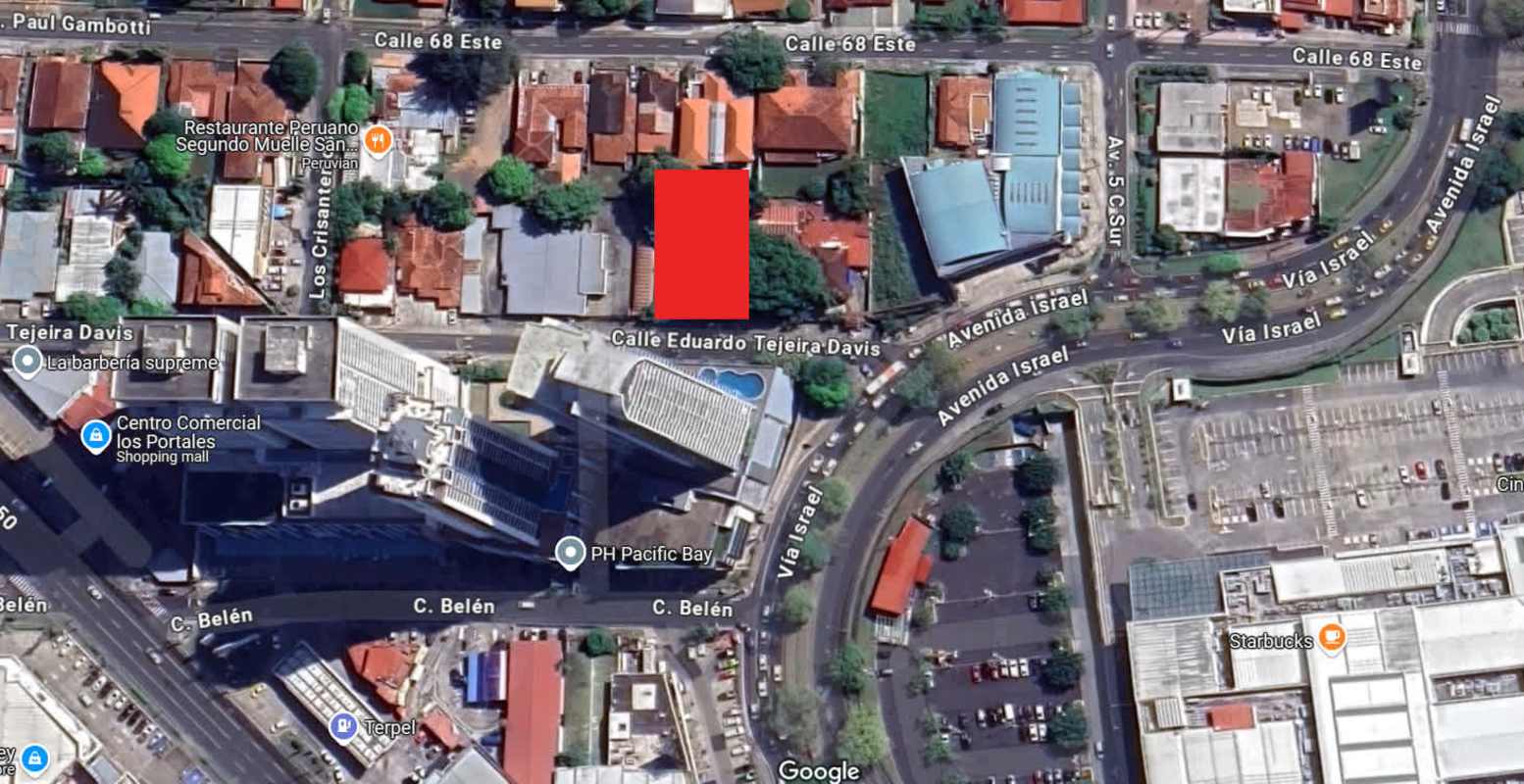 Aerial overview showing lot location near Multiplaza, Punta Pacifica, and major commercial zones in Panama