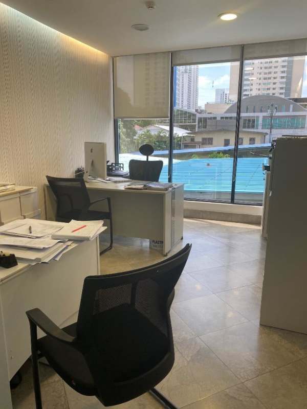 Contemporary office room with panoramic city views and modern lighting San Francisco Panama