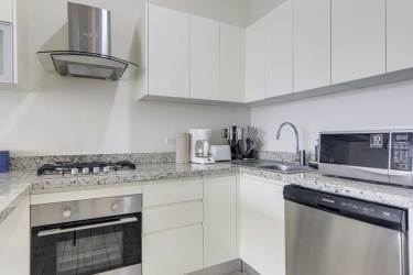 Master bedroom with private oceanfront balcony in PH Solares del Mar Punta Chame Panama