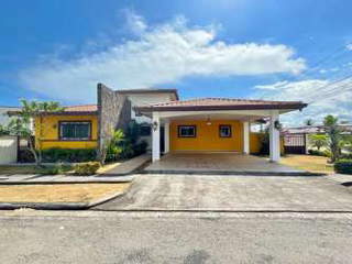 Single-Family House for Rent in David District - 3 bedrooms