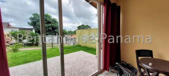 Contemporary bathroom with sink, toilet and shower Chorrera Panama