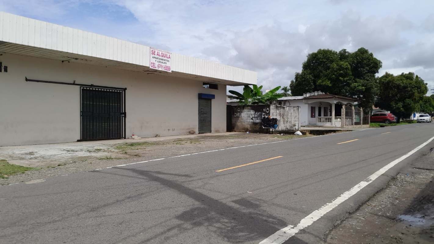 Facade of commercial property with parking and for rent sign Pacora Panama