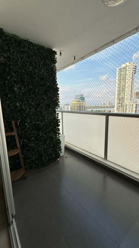 Bright bedroom with walk-in closet and AC at PH Moon Tower in Coco del Mar