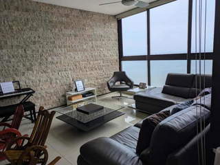 Apartment for Sale in San Francisco - 3 bedrooms