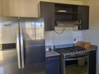 Second bedroom with double bed closet furnishings in Costa Verde rental house Panama