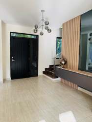 Spacious covered terrace overlooking garden, perfect for outdoor dining Residencial Nativa Panama