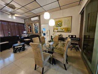 Commercial House for Sale in San Francisco - 6 bedrooms