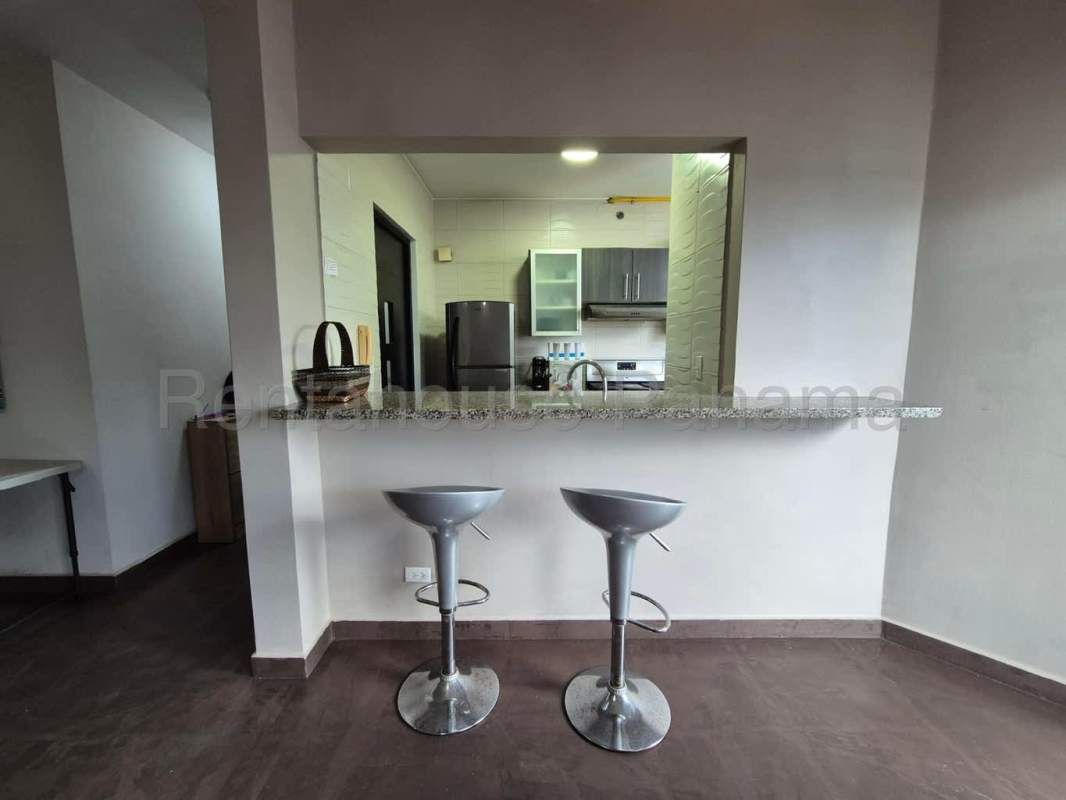 Cozy bedroom with AC, built-in closet, window view El Cangrejo Panama