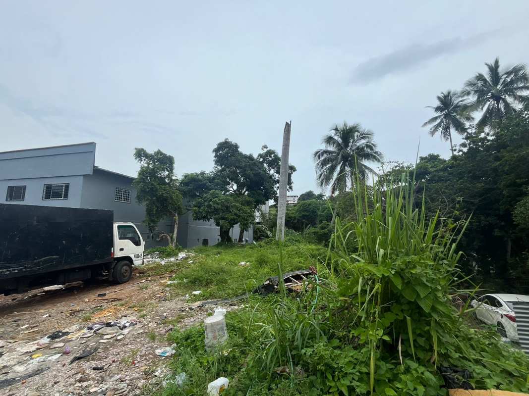 Vacant mixed-use land opportunity in Pueblo Nuevo on busy Fernández de Córdoba Avenue Panama City