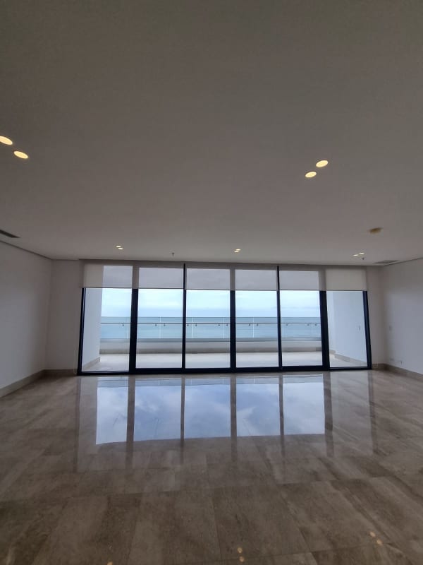 Large master bedroom floor-to-ceiling windows ocean view PH Matisse Costa del Este Panama