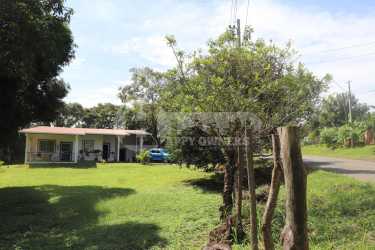 Covered porch terrace with views of gardens countryside home El Carate Las Tablas