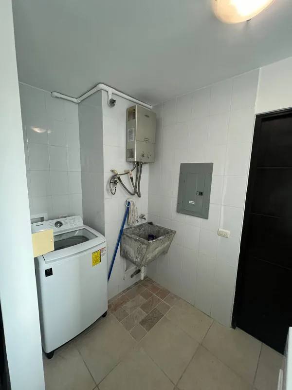 Laundry room with washer, utility sink, storage space in Clayton Park Panama