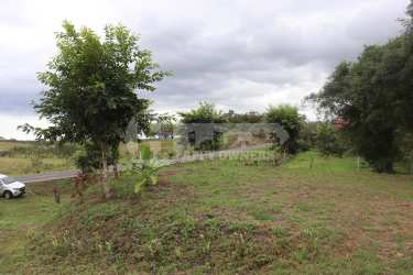 Paved road frontage alongside countryside near Playa Venao surf beach land for sale