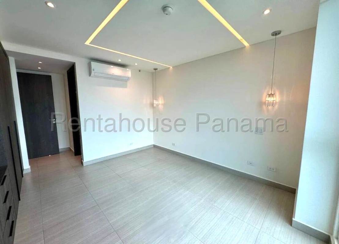 Bedroom with large windows closet high-rise PH Asia Costa del Este Panama rental