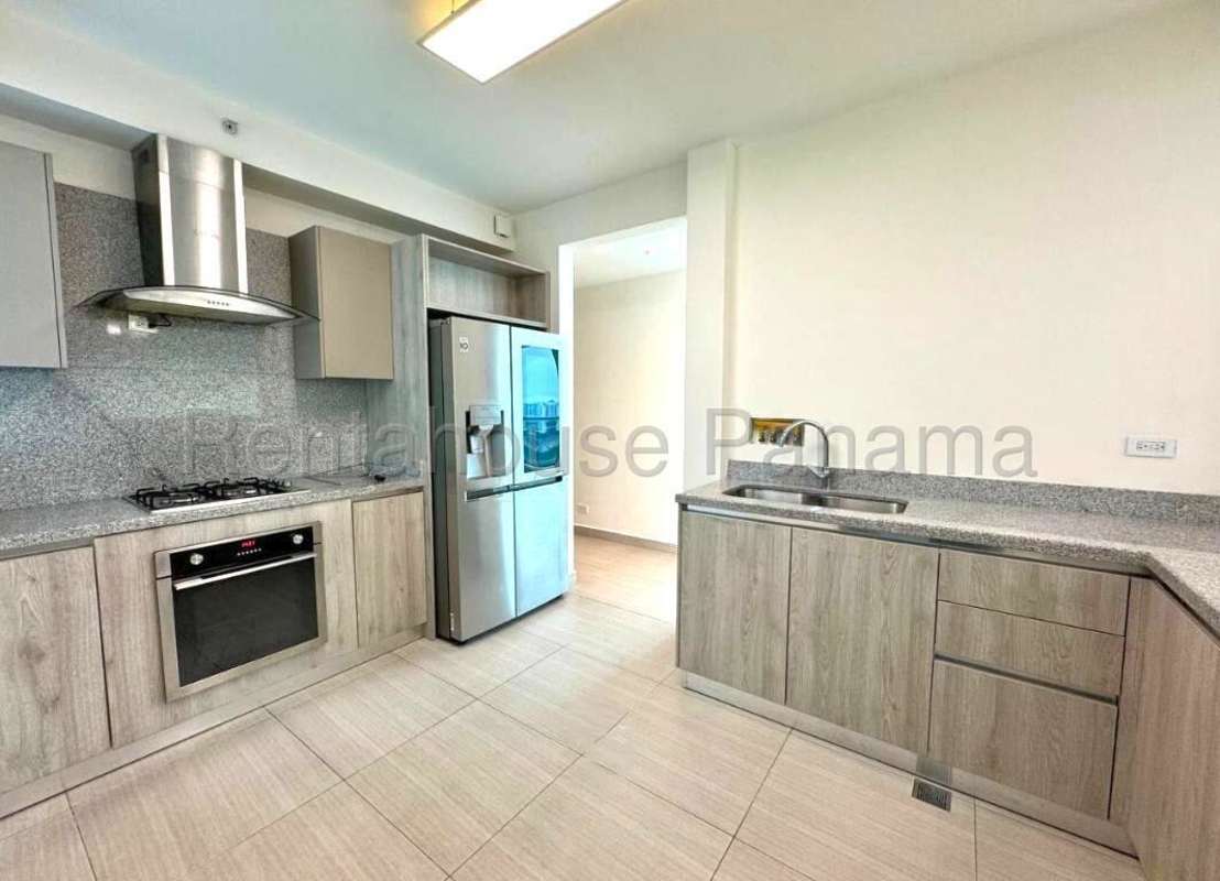 Large master bedroom ocean view window built-in closet ensuite bath PH Asia Costa del Este Panama