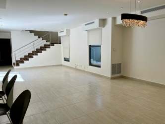 Large covered terrace with garden view in smart home PH Nativa Panama Pacifico