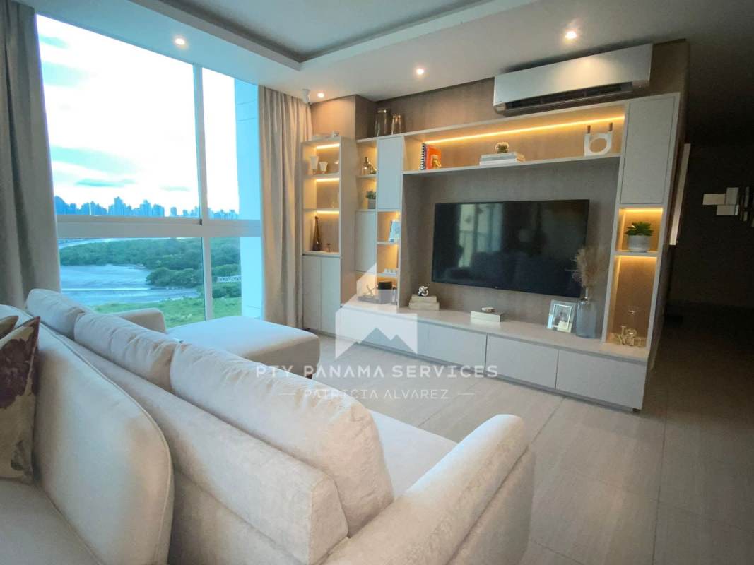 Modern semi-open kitchen with granite countertops fully equipped in PH Costa del Mar Panama City