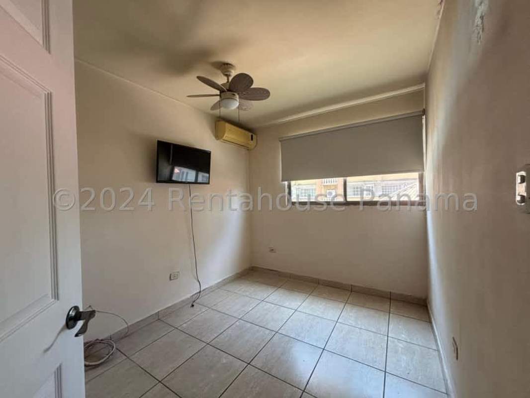 Functional kitchen with granite countertops cabinetry and appliances in PH Parque de Versalles Panama City