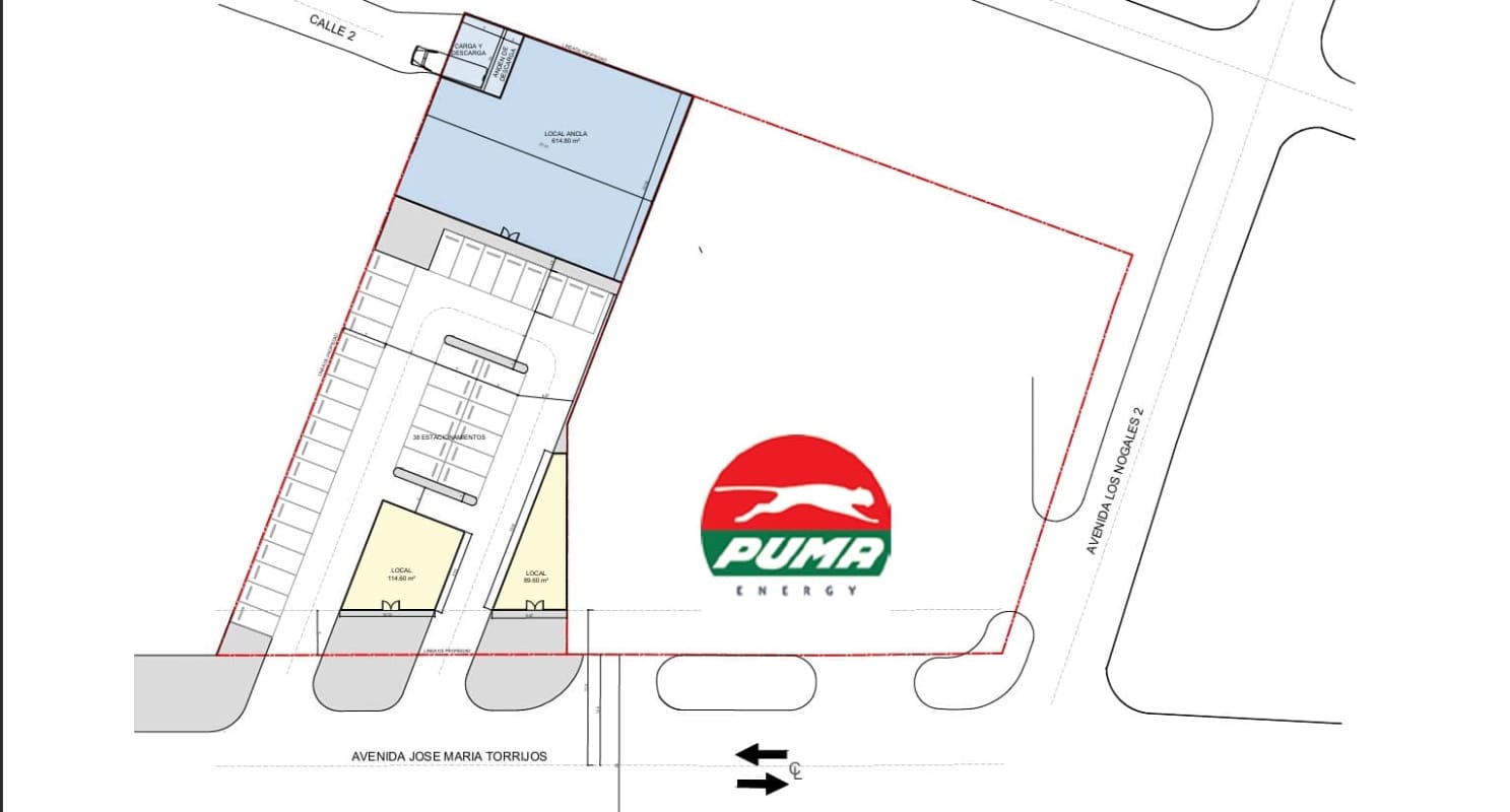 Corner commercial lot beside Puma gas station with billboard and street view in Las Mañanitas Panama