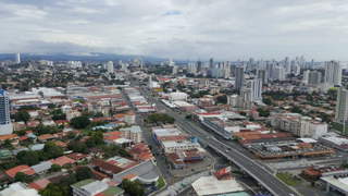 Apartment for Sale in Edison Park - 3 bedrooms