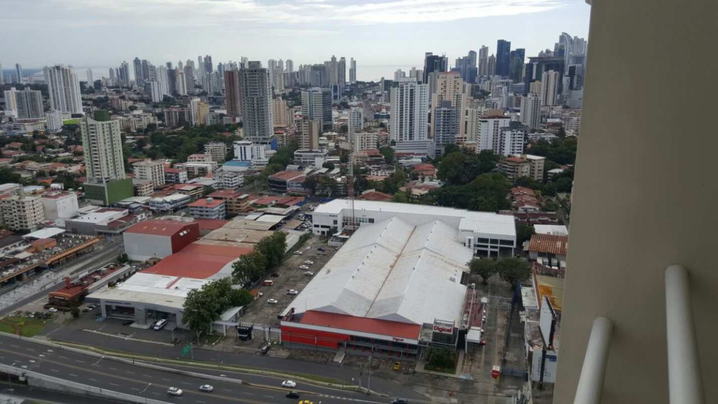 Bright living room panoramic windows Edison Park PH Vivendi 300 Panama City apartment