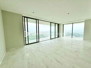 Apartment for Sale in Santa María - 4 bedrooms