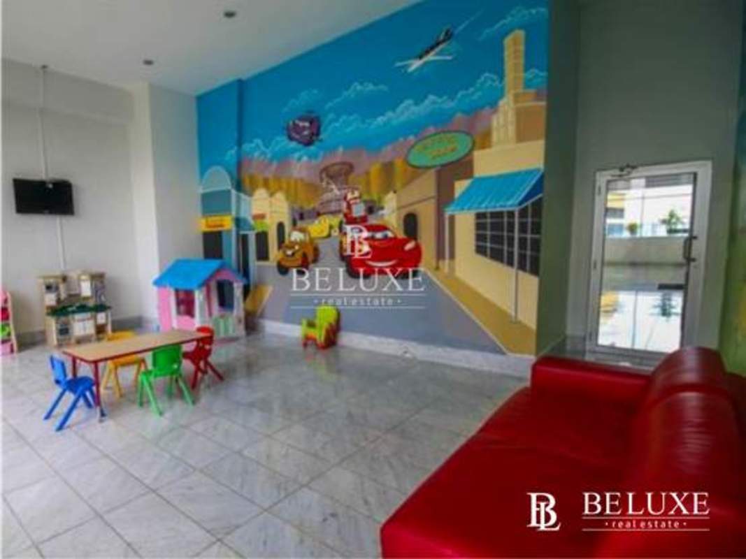 Infinity rooftop pool with skyline ocean views PH Waters on the Bay Avenida Balboa Panama