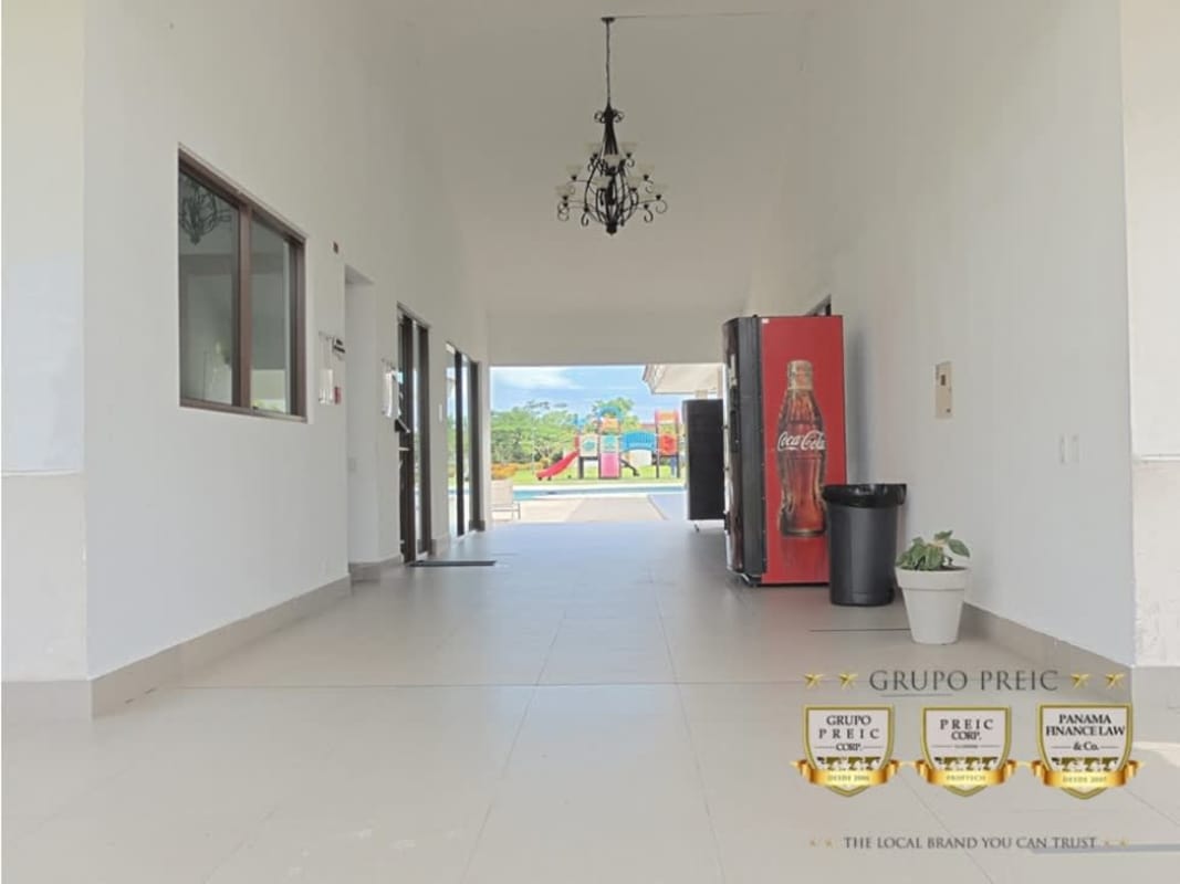 Large private terrace with garden views in PH CostaMare ground floor apartment Panama